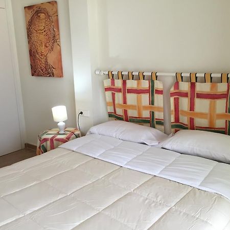 Apartamento Rosendo Calafell Ngoại thất bức ảnh