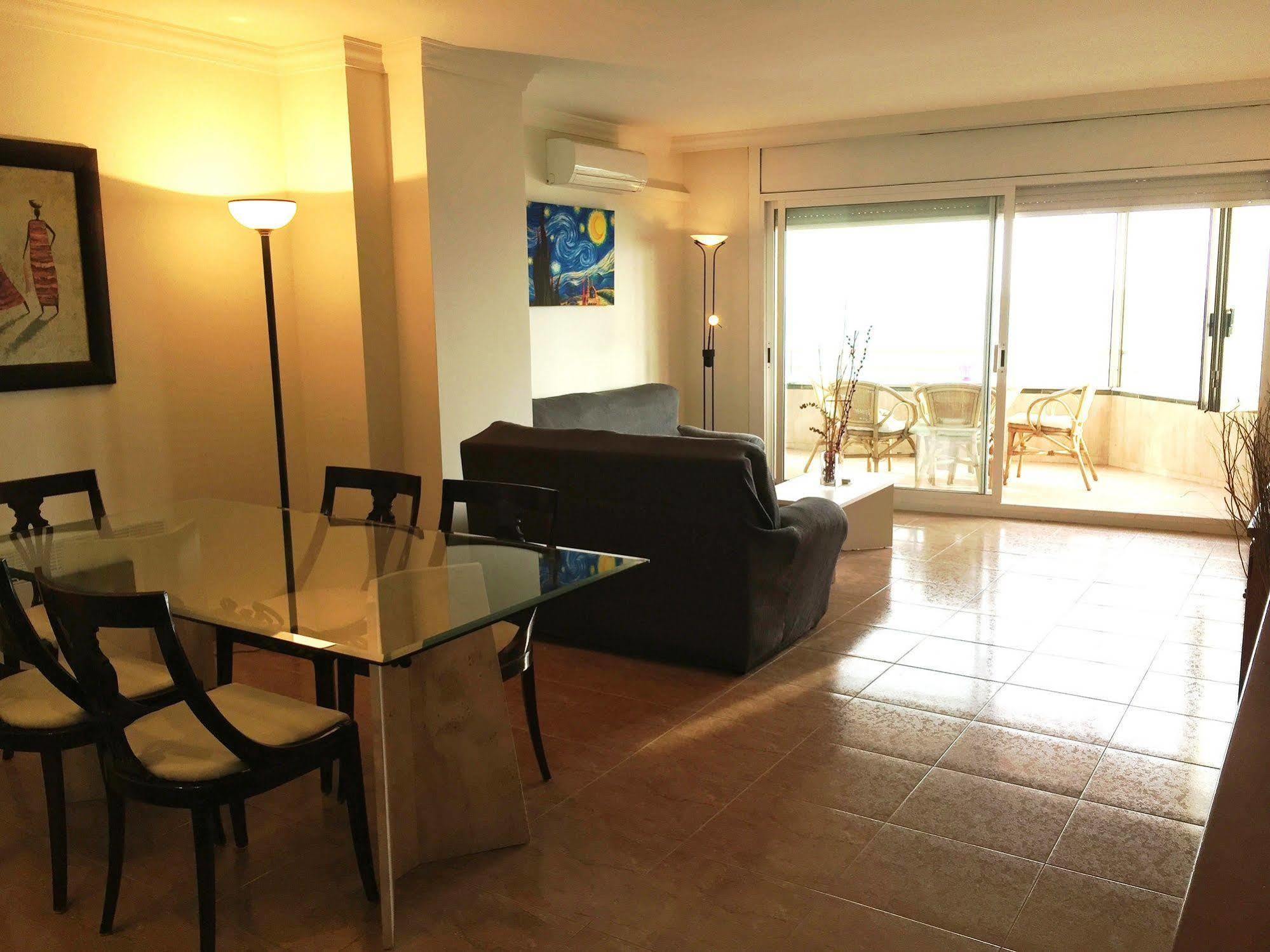 Apartamento Rosendo Calafell Ngoại thất bức ảnh