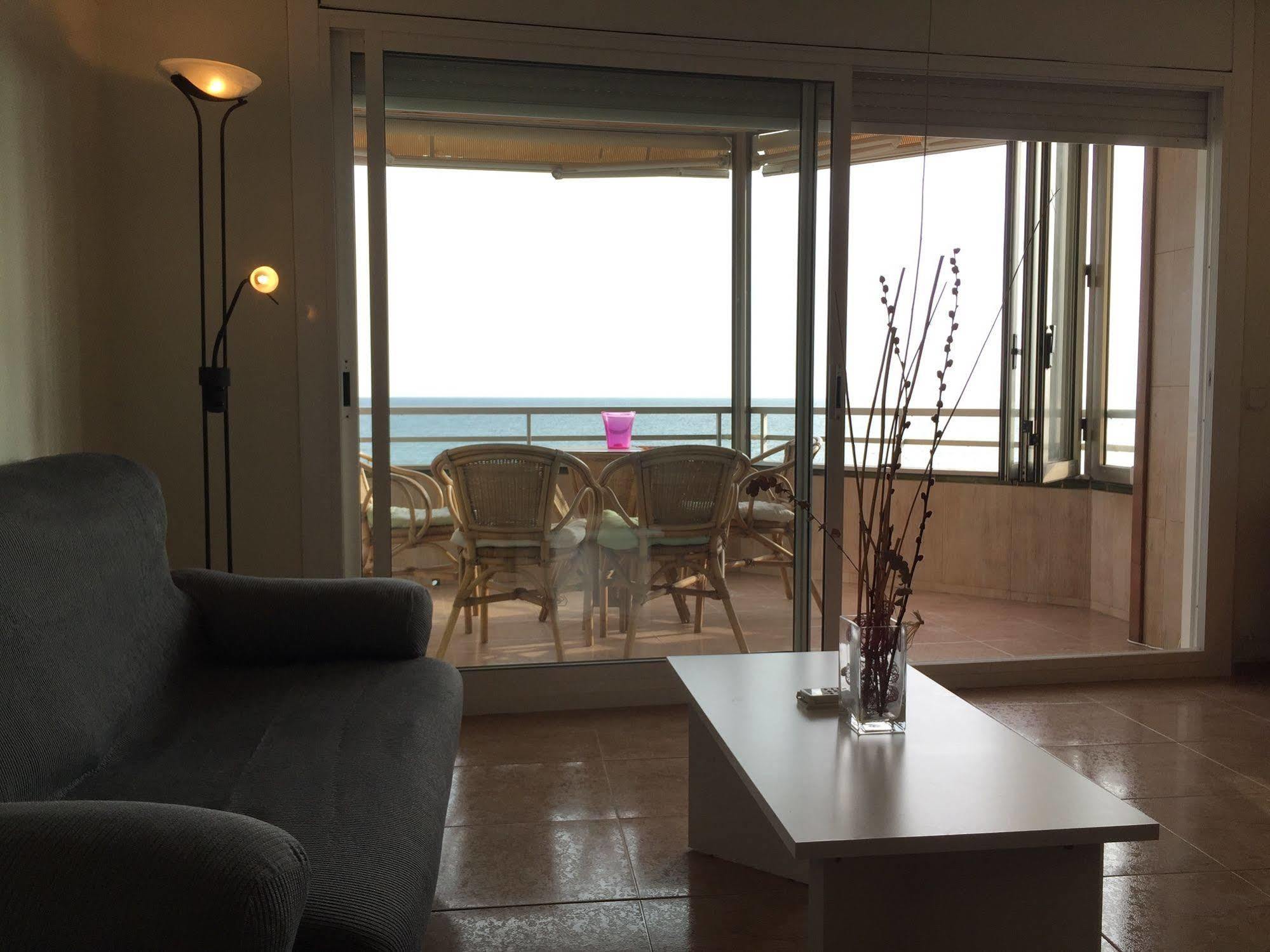 Apartamento Rosendo Calafell Ngoại thất bức ảnh