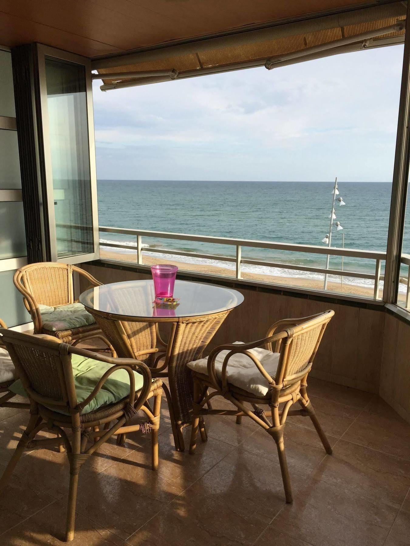 Apartamento Rosendo Calafell Ngoại thất bức ảnh